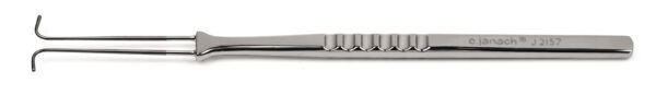 Conjunctival retractor