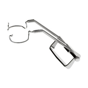 Self-retaining speculum for femto, open blades