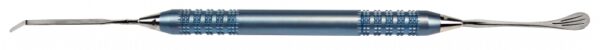 Spoon-shaped spatula