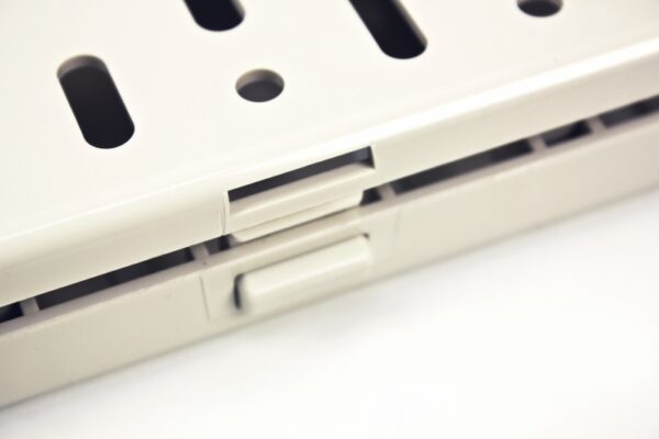 Tray for 12 instruments - 20.3 x 11.4 x 3.0 cm - Image 2